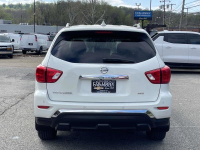 2019 Nissan Pathfinder S