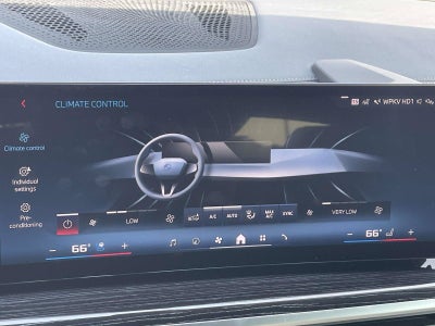 2025 BMW X6 M60i