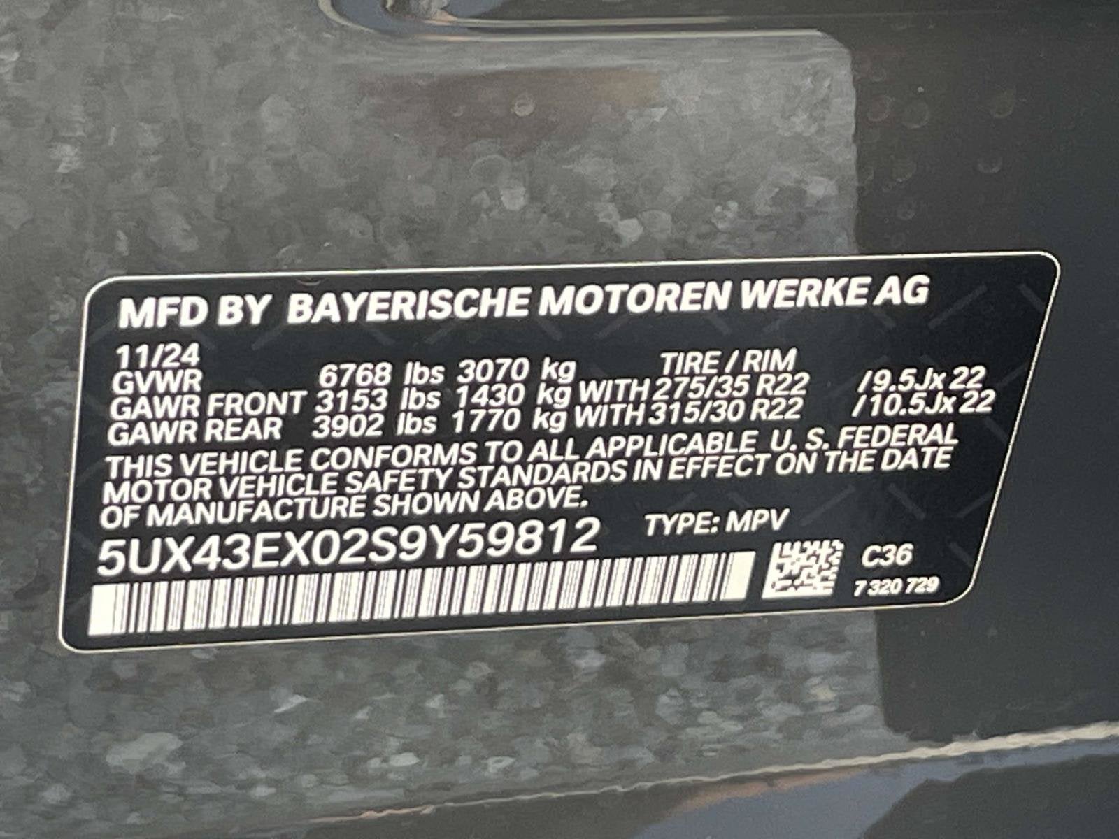 2025 BMW X6 M60i