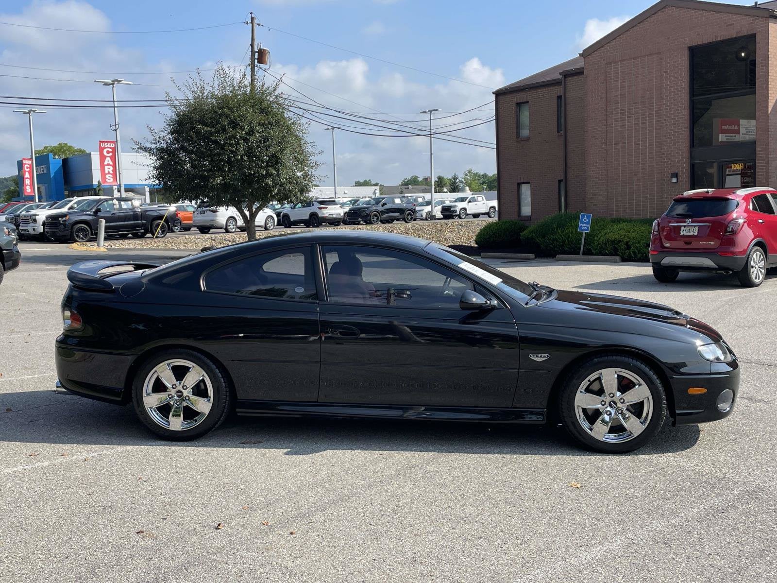 2005 Pontiac GTO Base