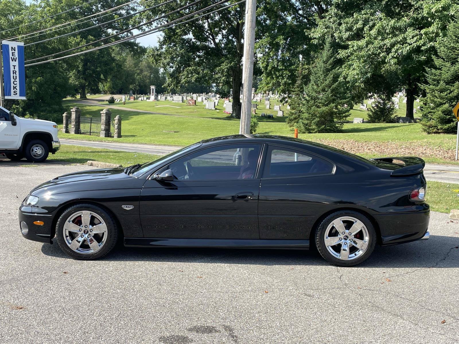 2005 Pontiac GTO Base