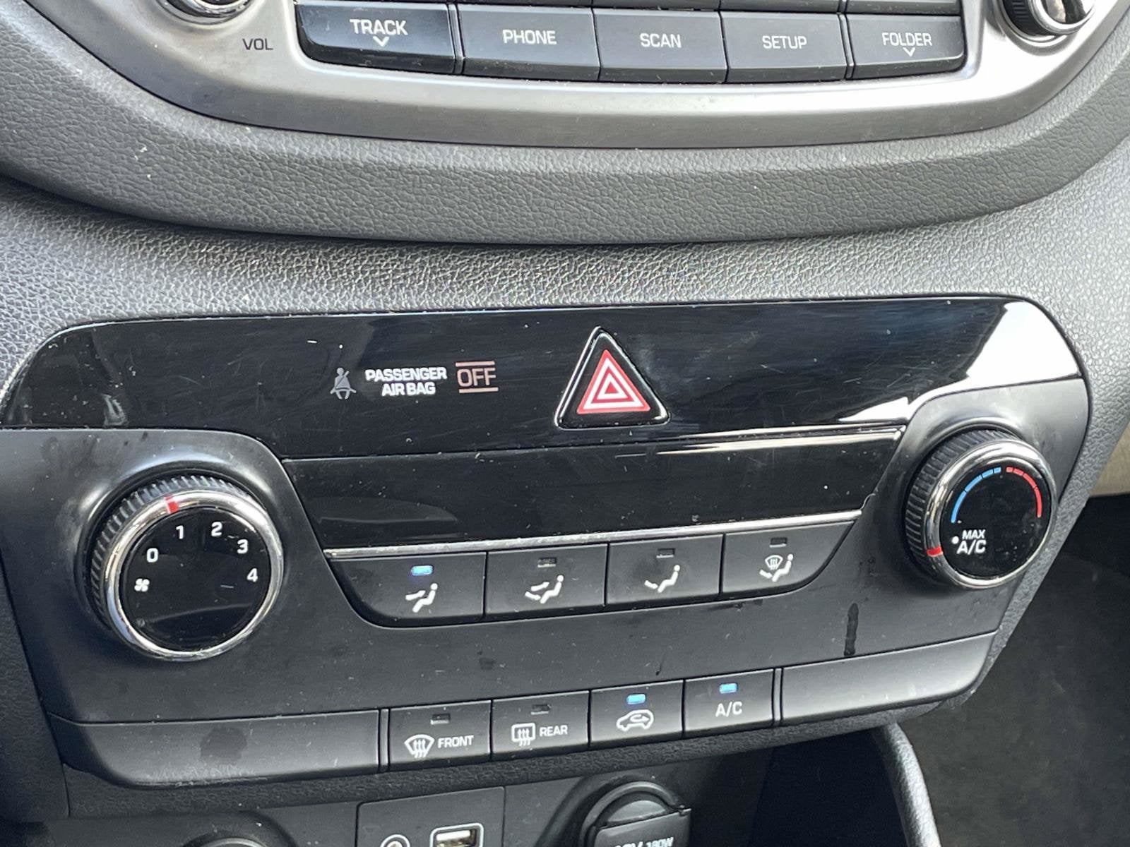 2016 Hyundai Tucson SE