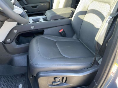 2025 Land Rover Defender S