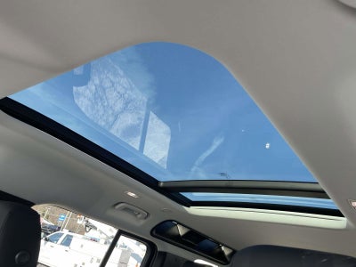 2025 Land Rover Defender S