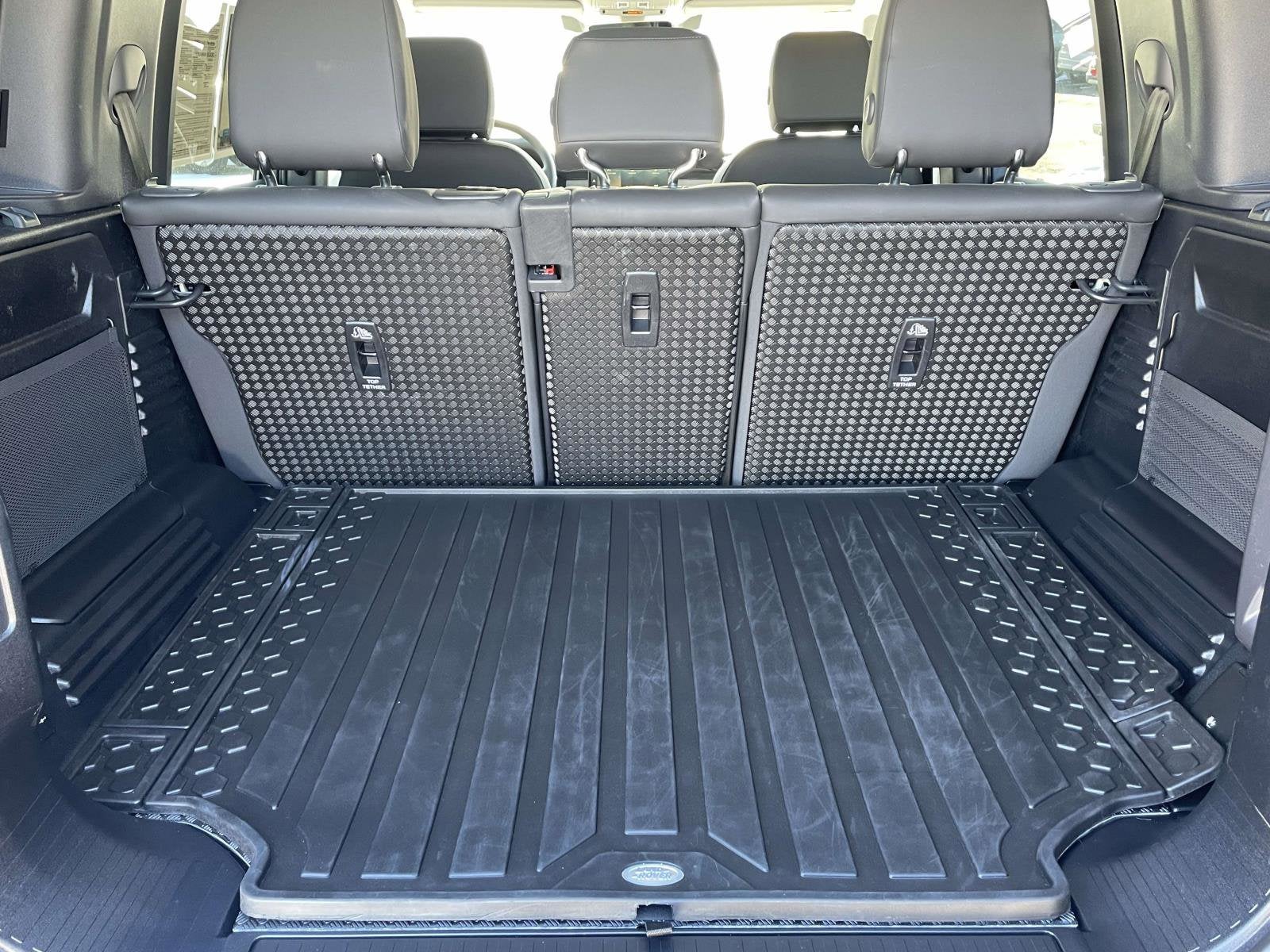 2025 Land Rover Defender S