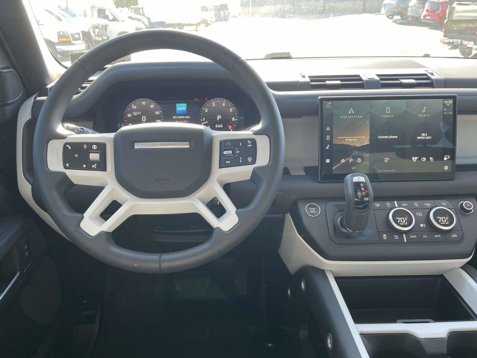 2025 Land Rover Defender S