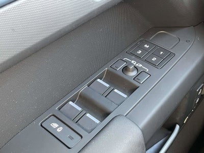 2025 Land Rover Defender S