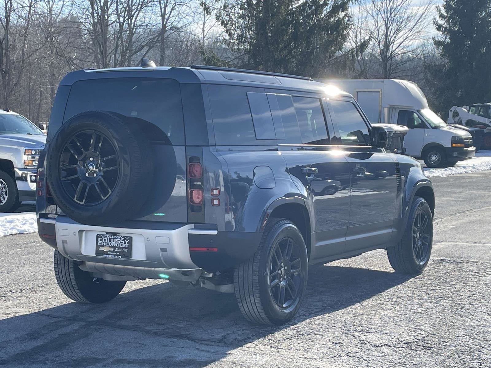 2025 Land Rover Defender S