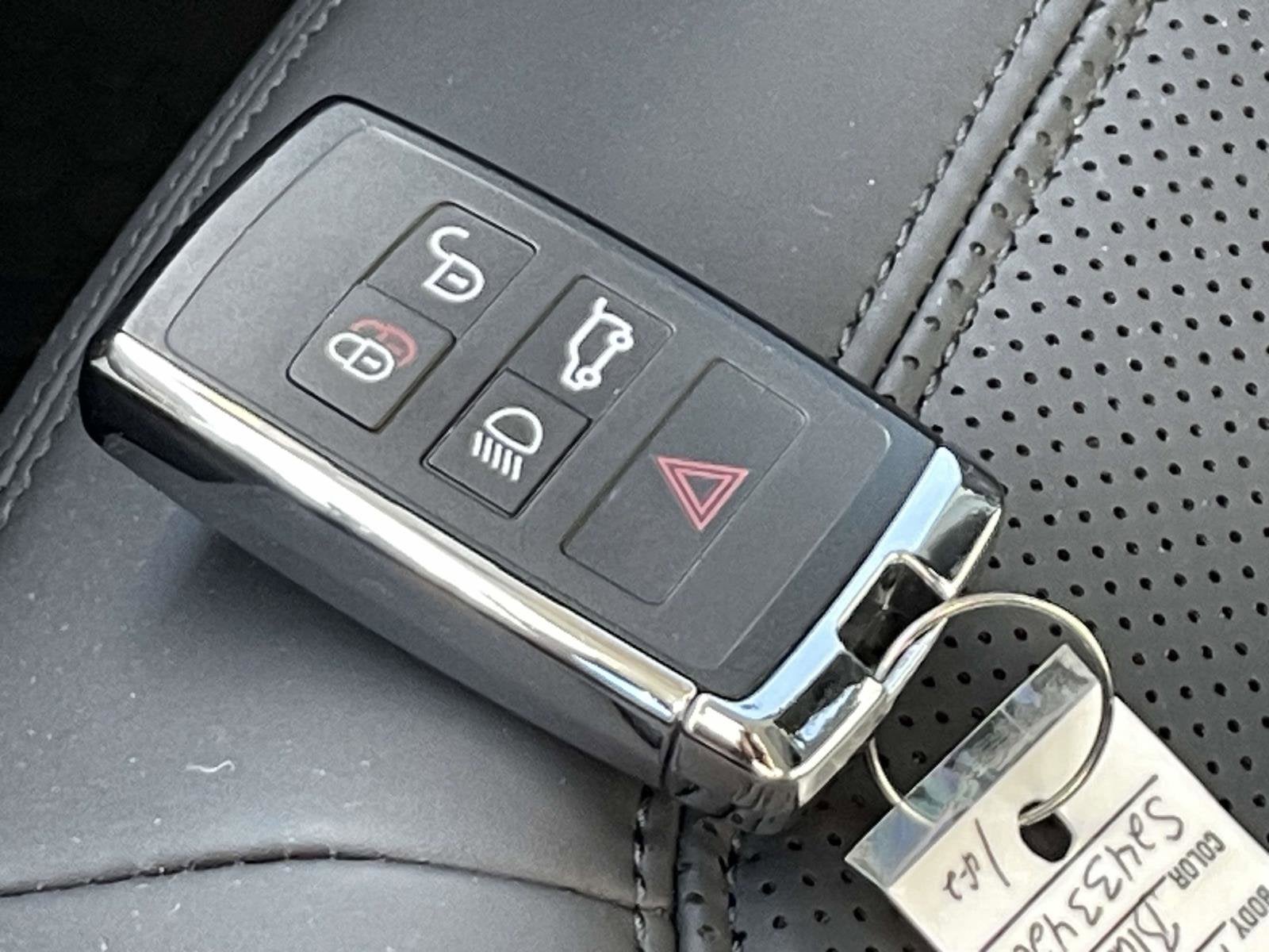 2025 Land Rover Defender S