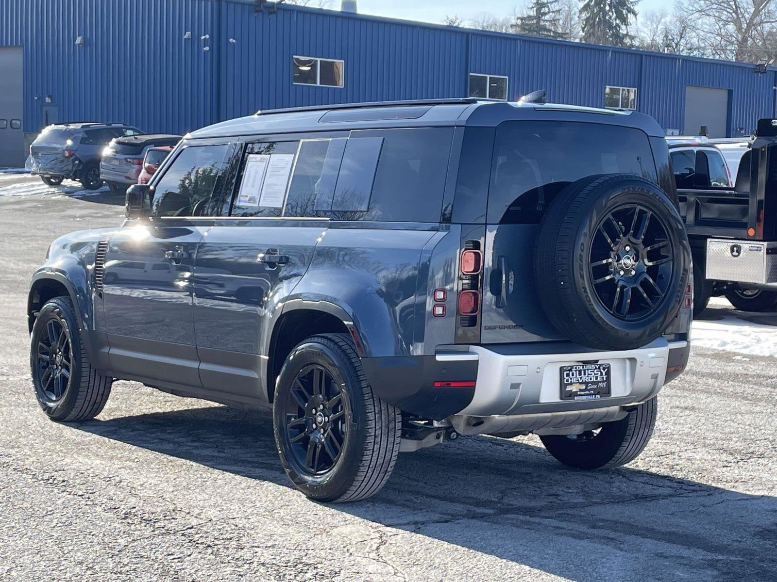 2025 Land Rover Defender S