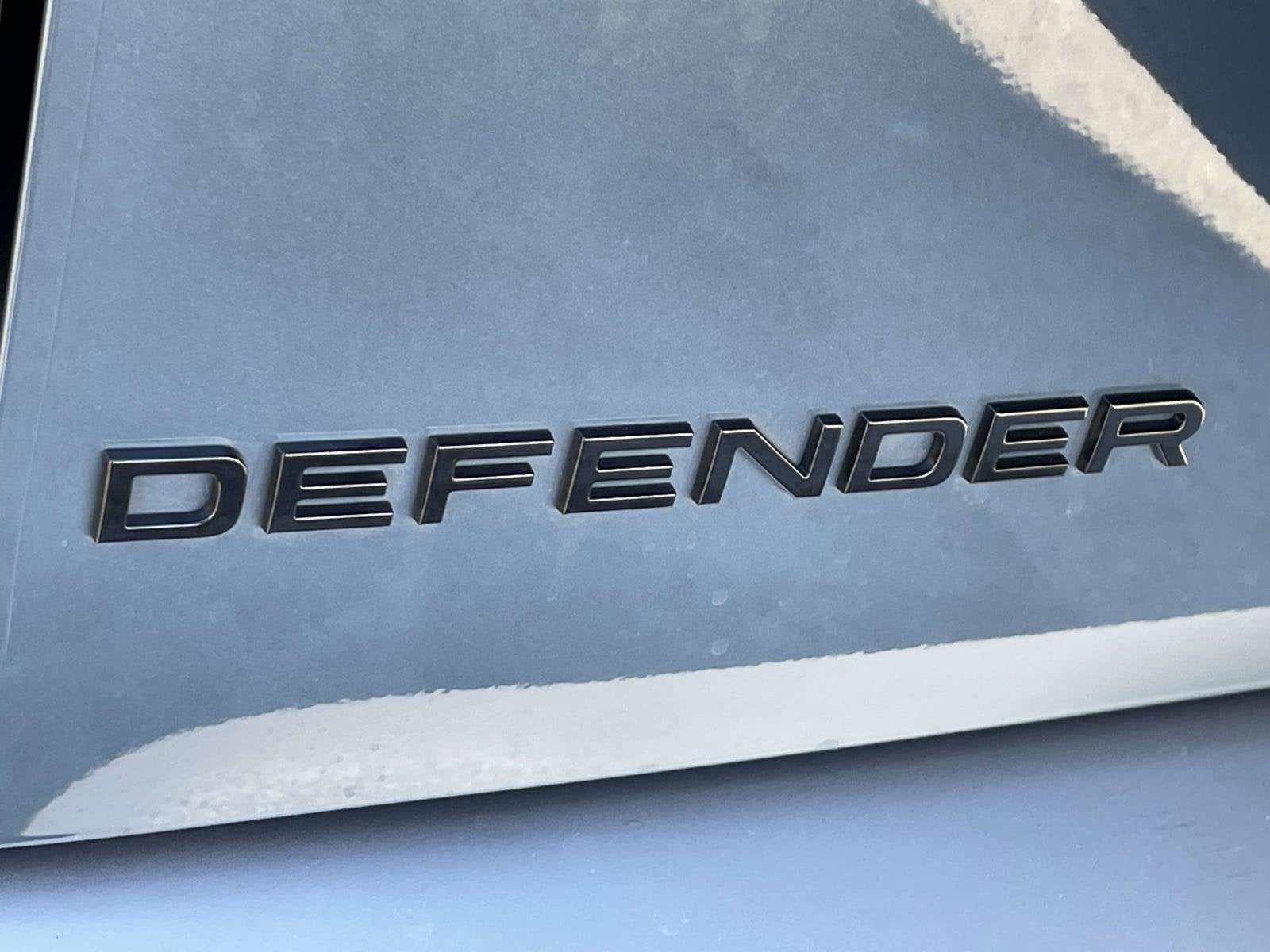 2025 Land Rover Defender S