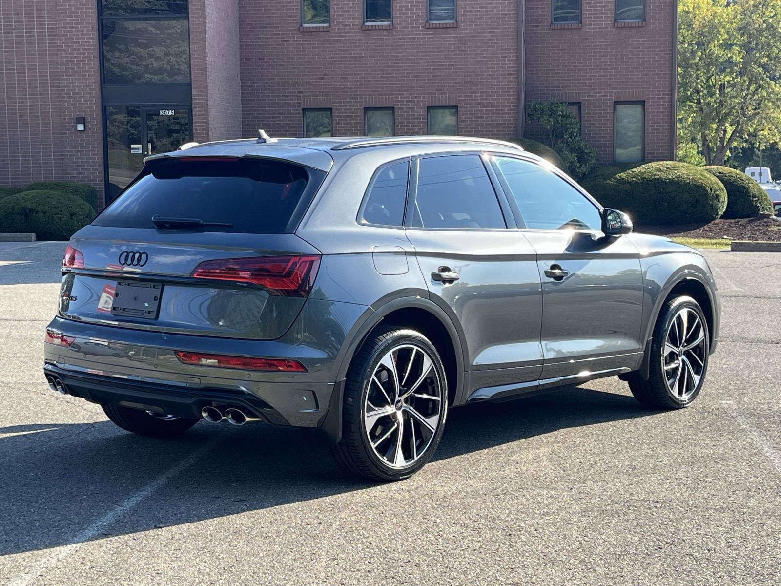 2023 Audi SQ5 Premium Plus