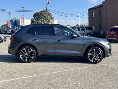 2023 Audi SQ5 Premium Plus