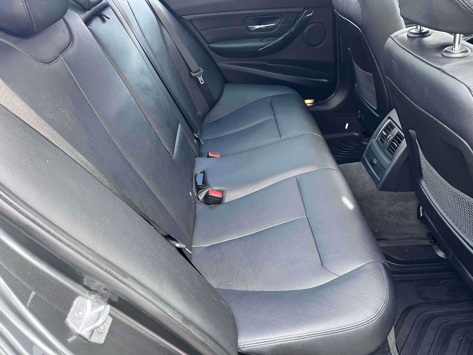 2018 BMW 3 Series 320i xDrive