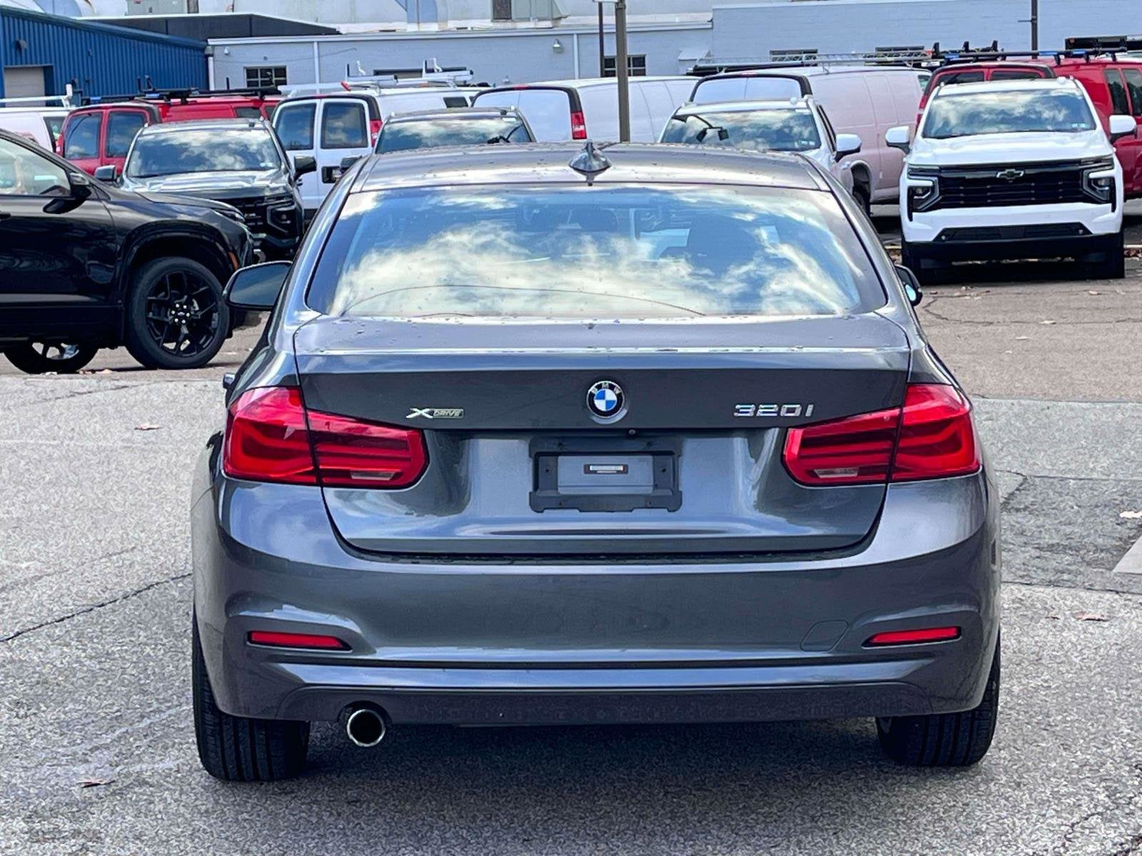 2018 BMW 3 Series 320i xDrive